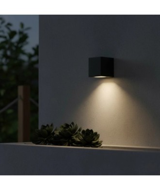 kelvo® BURANO KLV-101-0018 Φωτιστικό Τοίχου - Απλίκα για Λάμπα MR16 με Ντουί GU10 AC 220-240V Αδιάβροχο IP65 - Μαύρο Ματ - Μ8 x Π8 x Υ7cm